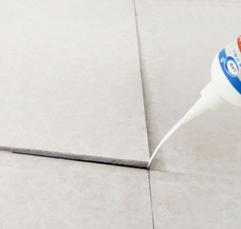 诸城瓷砖空鼓维修公司分享卫生间瓷砖脱落的原因可能有以下几点